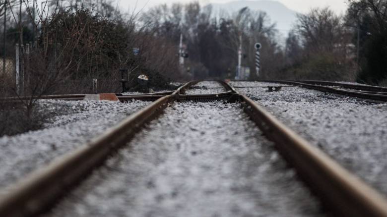Νεκρός άνδρας που παρασύρθηκε από τρένο στη Θεσσαλονίκη