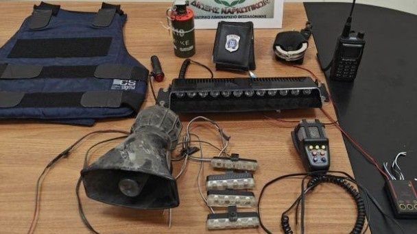 Θεσσαλονίκη: 40χρονος κυκλοφορούσε με χειροβομβίδα και εξολισμό της ΕΛΑΣ - Δήλωνε στρατιωτικός