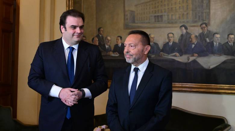 Πιερρακάκης για Γιάννη Στουρνάρα: Ήταν παρών στις κρίσιμες στιγμές της ελληνικής οικονομίας