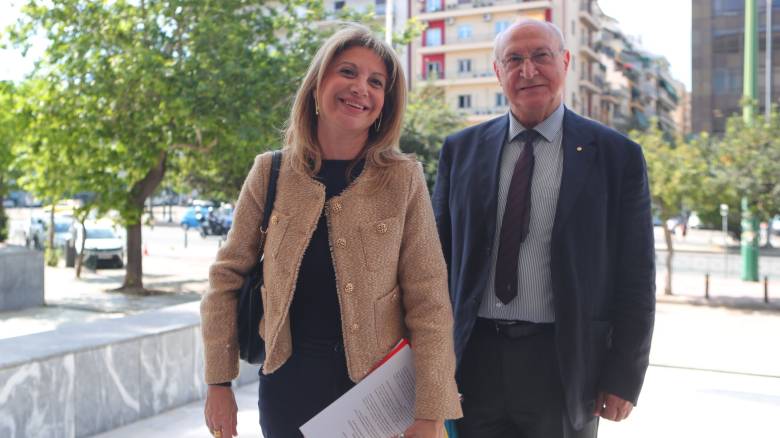 Στον Άρειο Πάγο η Καρυστιανού - Καταθέτει τα δικαιολογητικά για το νέο κόμμα