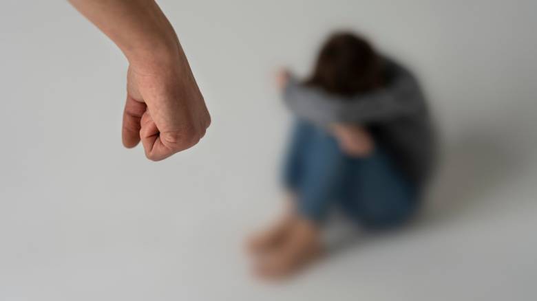 Άγρια επίθεση Αιγύπτιου σε 52χρονη στη Θεσσαλονίκη: «Kάθε λεπτό στα χέρια του μου φάνηκε αιώνας»