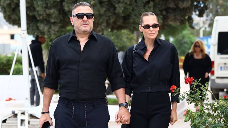 Ρέμος, Δούνια, Νικολαΐδης: Ο καλλιτεχνικός και αθλητικός κόσμος αποχαιρετά τη Γωγώ Μαστροκώστα