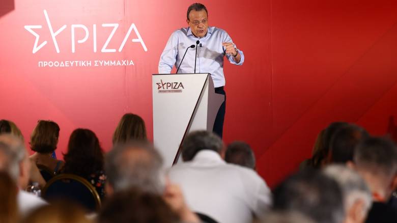 ΣΥΡΙΖΑ: Εγκρίθηκε με ευρεία πλειοψηφία η πρόταση Φάμελλου για συμπόρευση με Τσίπρα