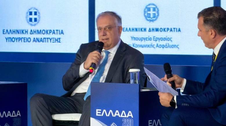 Θεοδωρικάκος: Ενισχύουμε το επιχειρηματικό περιβάλλον και τις παραγωγικές επενδύσεις