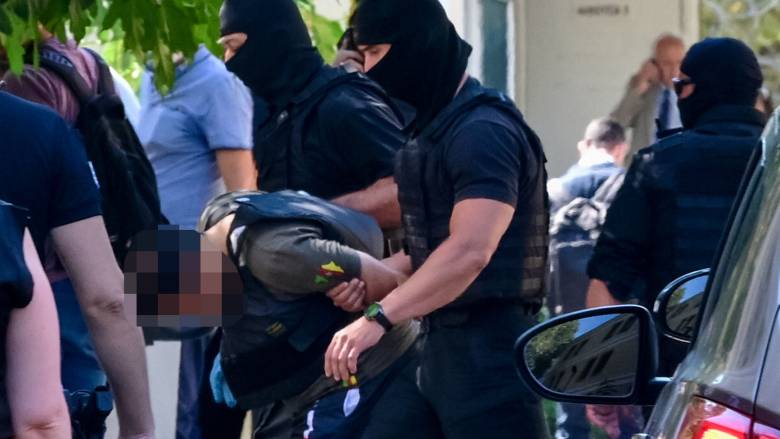 Κρήτη: Με σκυμμένο το κεφάλι στον εισαγγελέα ο 37χρονος Παλαιστίνιος - Η ομολογία και τα εκρηκτικά
