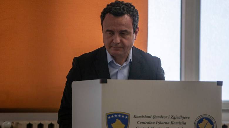 Σερβία - Κόσοβο: Η εκλογική νίκη του Κούρτι δεν εξασφαλίζει πολιτική σταθερότητα