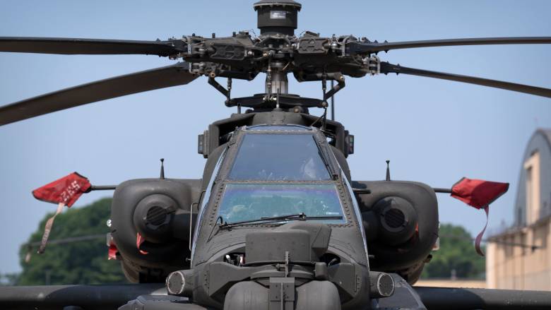 Συντριβή αμερικανικού ελικοπτέρου Apache κοντά στα Στενά του Ορμούζ - Σώο το πλήρωμα