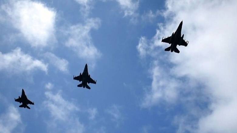 Πάνω από 10 παραβιάσεις και παραβάσεις από τουρκικά αεροσκάφη και F-16 στο Αιγαίο