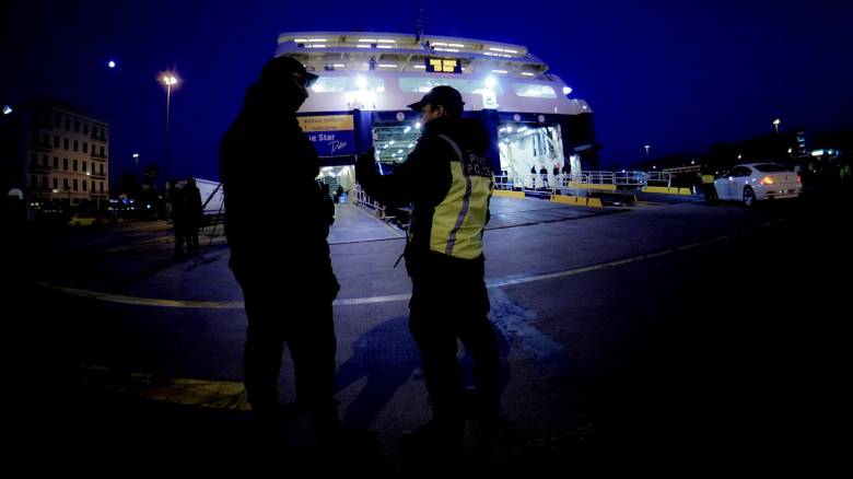 Η ενημέρωση από το Λιμενικό για το πλοίο που επέστρεψε στο Λαύριο μετά από απειλή για βόμβα
