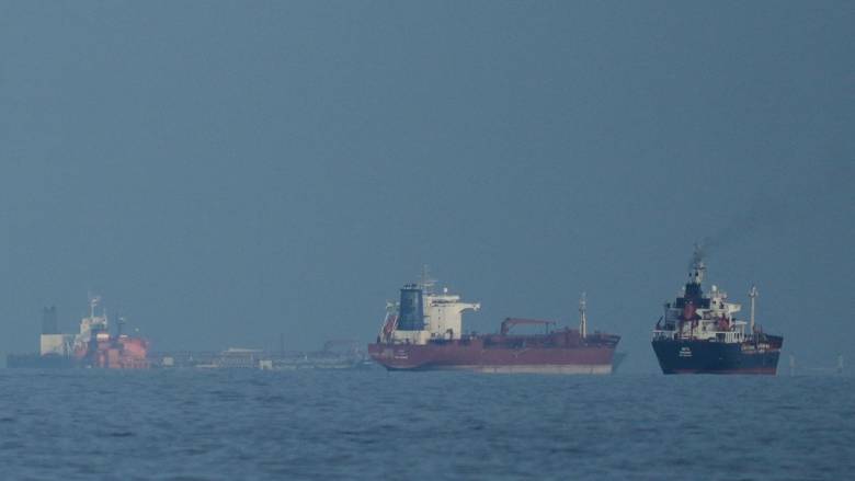 Παραμένει σε ισχύ ο αποκλεισμός των ιρανικών λιμανιών μέχρι να υπογραφεί η συμφωνία