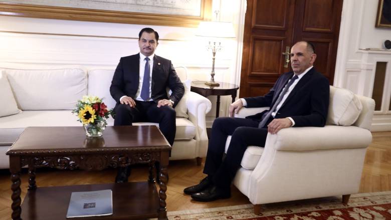 Συνάντηση Γεραπετρίτη - Σαντάμ Χαφτάρ: «Προτεραιότητα της Ελλάδας η οριοθέτηση ΑΟΖ με την Λιβύη»