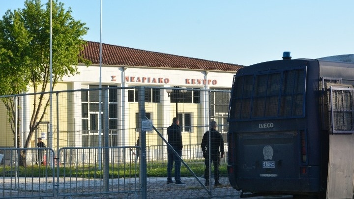 Δίκη για τα Τέμπη: Στο επίκεντρο τα αιτήματα για τηλεοπτική κάλυψη και εμφάνιση κατηγορουμένων