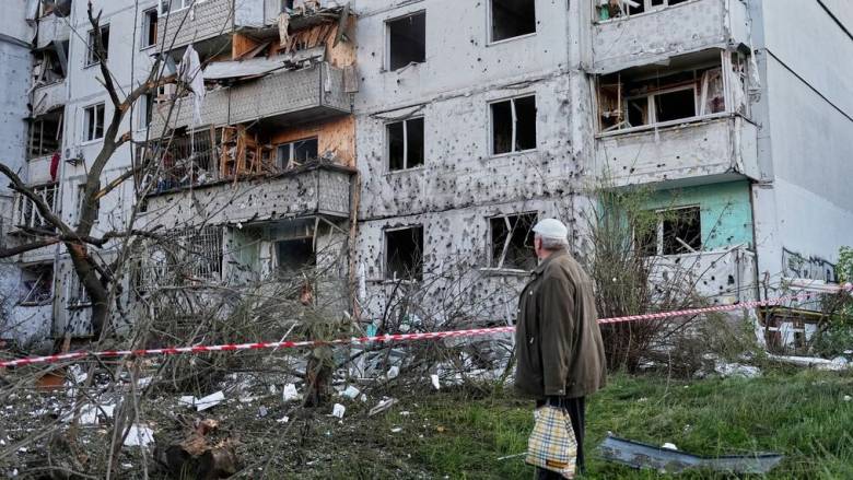 Μαζική ουκρανική επίθεση με drones στη Μόσχα: Χτυπήθηκε ρωσικό διυλιστήριο - Δείτε βίντεο