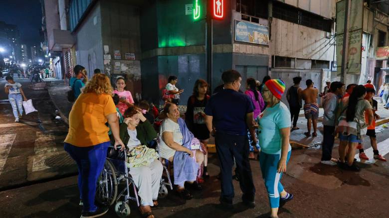 «Ήταν σαν βομβαρδισμός - Ακόμα τρέμω»: Συγκλονιστική μαρτυρία Ελληνίδας στη Βενεζουέλα