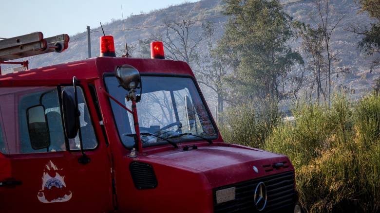 Φωτιά στo Πευκάλι Κορινθίας: Μήνυμα 112 για εκκένωση προς Σοφικό
