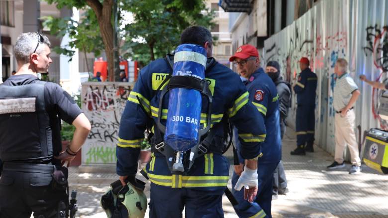 Ομόνοια: Διασωληνωμένος σε σοβαρή κατάσταση ο 40χρονος εγκαυματίας