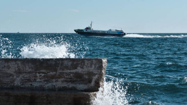Αίγινα: Απαγορεύτηκε ο απόπλους επιβατηγού υδροπτέρυγου λόγω ηλεκτρολογικής βλάβης