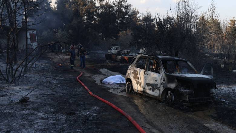 Φωτιά στο Δερβένι: Αναμένεται η ταυτοποίηση της δεύτερης σορού - Φόβοι ότι είναι του 12χρονου