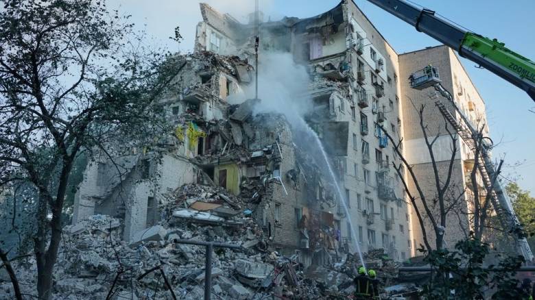 Ουκρανία: Τουλάχιστον 21 νεκροί και 85 τραυματίες από τη μαζική επίθεση στο Κίεβο