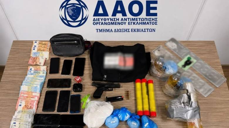 Εξαρθρώθηκε εγκληματική οργάνωση - Διέπραττε εμπρησμούς, εκρήξεις, απόπειρες ανθρωποκτονίας