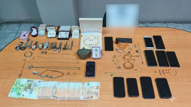 Εξαρθρώθηκε συμμορία που «χτυπούσε» κοσμηματοπωλεία - Στα 370.000 ευρώ η λεία