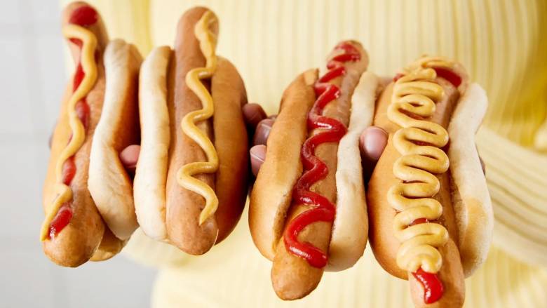 IKEA: Πόσα κεφτεδάκια και hot dogs τρώνε κάθε χρόνο οι Έλληνες