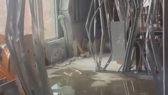 Καθίζηση ουρανοξύστη στη Νέα Υόρκη: Λύγισαν σιδερένιοι δοκοί, εκκενώθηκαν δρόμοι και κτήρια