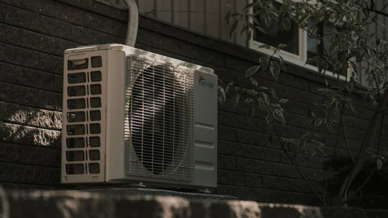 Δωρεάν προμήθεια και εγκατάσταση κλιματιστικών από τον Δήμο Αθηναίων - «Άνοιξαν» οι αιτήσεις