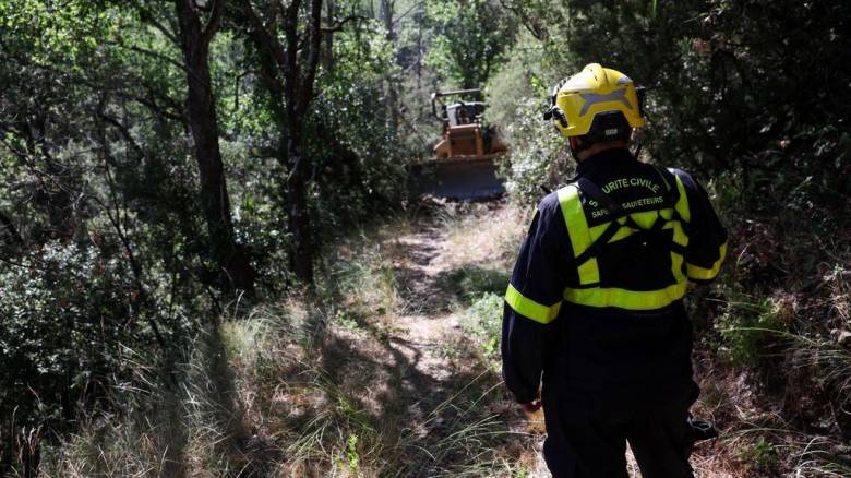 Στην δίνη του καύσωνα η Γαλλία: Στάχτη έγιναν 78.000 στρέμματα γης σε οκτώ μέρες