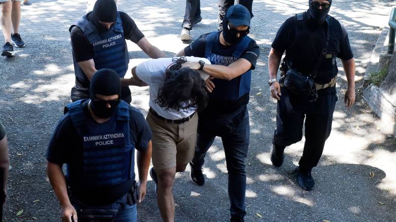 Δολοφονία Βάγιας Νέστορα: Δύο λάθη που πρόδωσαν τους δράστες - Πώς κάμερα «έπιασε» το πρόσωπό τους