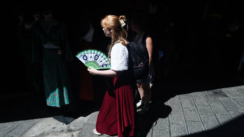 Στους 36 βαθμούς η θερμοκρασία στην Αθήνα σήμερα - Έρχονται το Σαββατοκύριακο τα πρώτα 40άρια