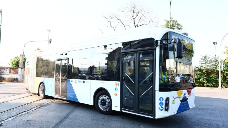 Έφτασαν στη Θεσσαλονίκη τα νέα ηλεκτρικά λεωφορεία από την Κίνα