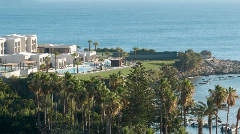 Ella Resorts: Michelin-starred chefs και signature εμπειρίες μάς ταξιδεύουν από Ρόδο έως Κέρκυρα