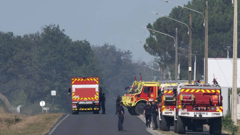Φωτιά - μαμούθ στη Γαλλία: Μπαράζ εκκενώσεων γύρω από το Μπορντό - Η λαίλαπα «σαρώνει» τη Μαδρίτη