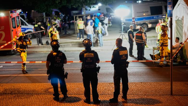 Τρομοκρατική επίθεση στο Βερολίνο: Συνελήφθη Ιρανός ύποπτος - «Είμαστε πιο δυνατοί» δηλώνει ο Μερτς