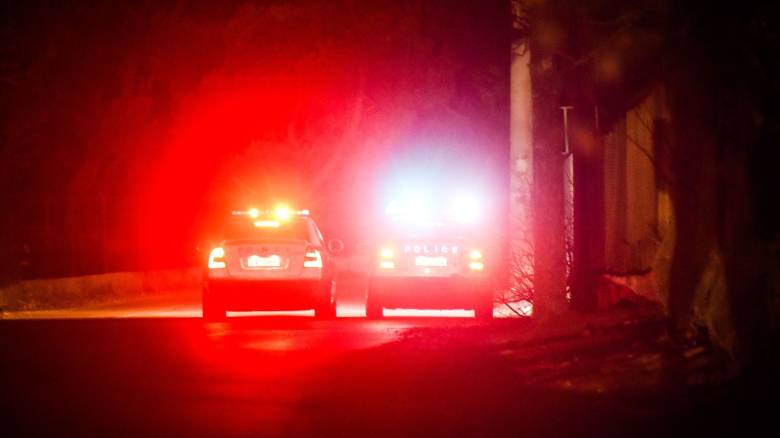 Αιφνιδιαστικές έφοδοι του ελληνικού FBI σε Αχαΐα και Ηλεία: Βόμβες, ξυλοδαρμοί, πόλεμος της νύχτας