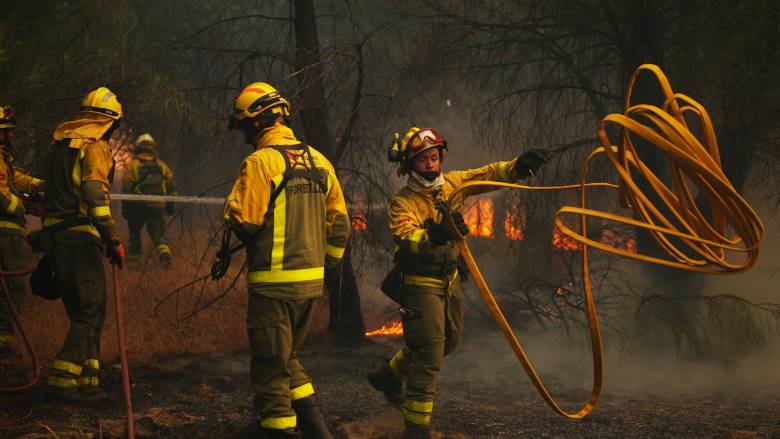 Στα 14 τα θύματα των πυρκαγιών στην Ισπανία - Υπέκυψε μια γυναίκα