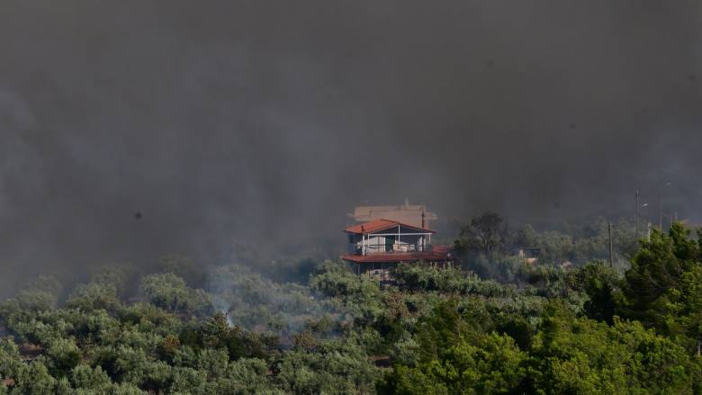 «Red Code» για τον κίνδυνο πυρκαγιάς αύριο: Οι έξι περιοχές που βρίσκονται στο «κόκκινο»