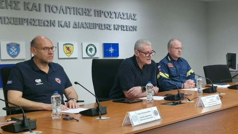 Τουρνάς για φωτιές: Στα όριά του ο μηχανισμός - Το παραμικρό μπορεί να οδηγήσει σε καταστροφή