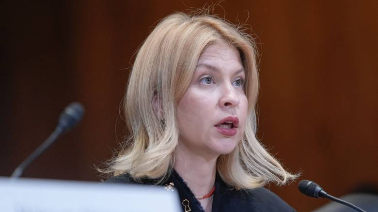 Ο Ζελένσκι απέπεμψε την πρέσβειρα στις ΗΠΑ με προεδρικό διάταγμα - Όλο το παρασκήνιο