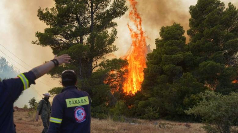 «Red Code» σε Αττική, Εύβοια, Μυτιλήνη και Χίο για αύριο λόγω επικινδυνότητας πυρκαγιών