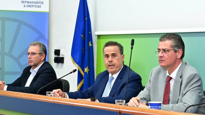 Πυρκαγιές: Άμεσα 25 εκατ. από το Πράσινο Ταμείο για αντιπλημμυρικά έργα στην Αττική