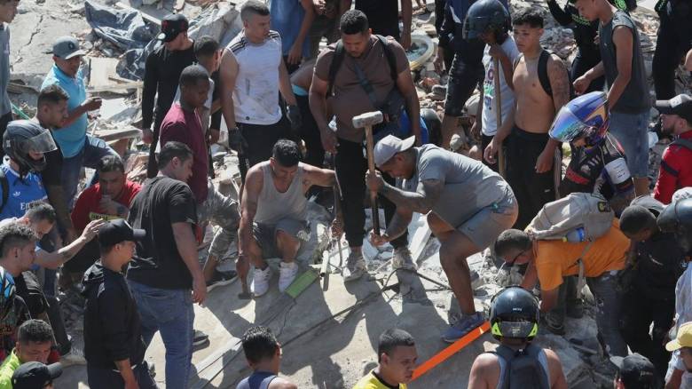 Σεισμός στην Κολομβία: Σε τριψήφιο αριθμό οι νεκροί, αγωνία στα χαλάσματα - Σε έκτακτη ανάγκη η χώρα