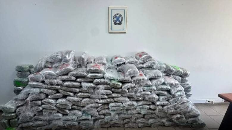 Κύκλωμα διακινούσε κάνναβη από την Αλβανία προς την Τουρκία μέσω  Ελλάδας - Δύο συλλήψεις