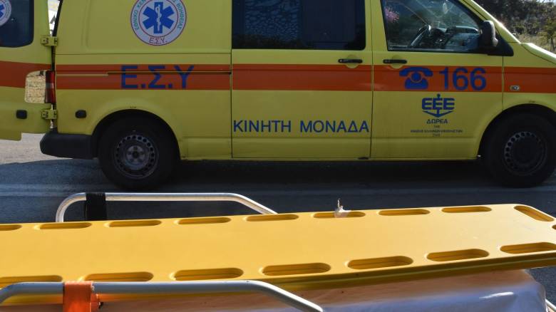 Κατέληξε ο 78χρονος που έπεσε στο κενό από τον τρίτο όροφο πολυκατοικίας στη Χαλκίδα 