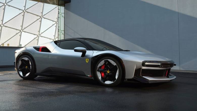 Η Ferrari CZ26 πολώνει με τη ριζοσπαστική σχεδίασή της
