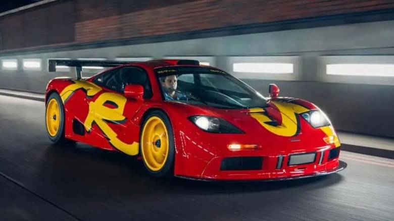 Η McLaren F1 GTR του Nick Mason, του ντράμερ των Pink Floyd, πουλήθηκε σε τιμή ρεκόρ