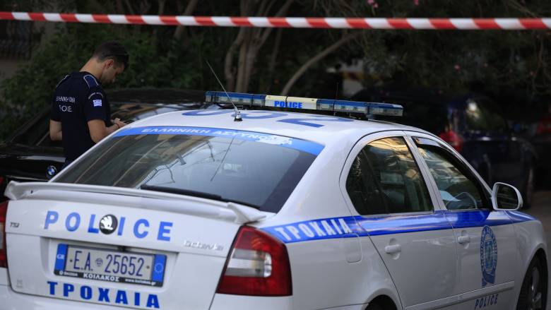 Την πυροβόλησε και αυτοκτόνησε -Τι δείχνουν τα πρώτα στοιχεία για τους δύο νεκρούς στη Νέα Σμύρνη