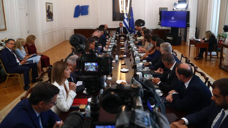 Ακρίβεια, Ταμείο Ανάκαμψης, σχολεία, τουρισμός και ΑΠΕ - Όλα όσα τέθηκαν στο Υπουργικό Συμβούλιο