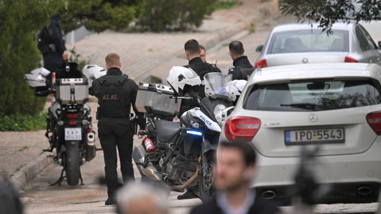 Δίωξη συζύγου παρουσιάστριας για το αδίκημα της ενδοοικογενειακής απλής σωματικής βλάβης